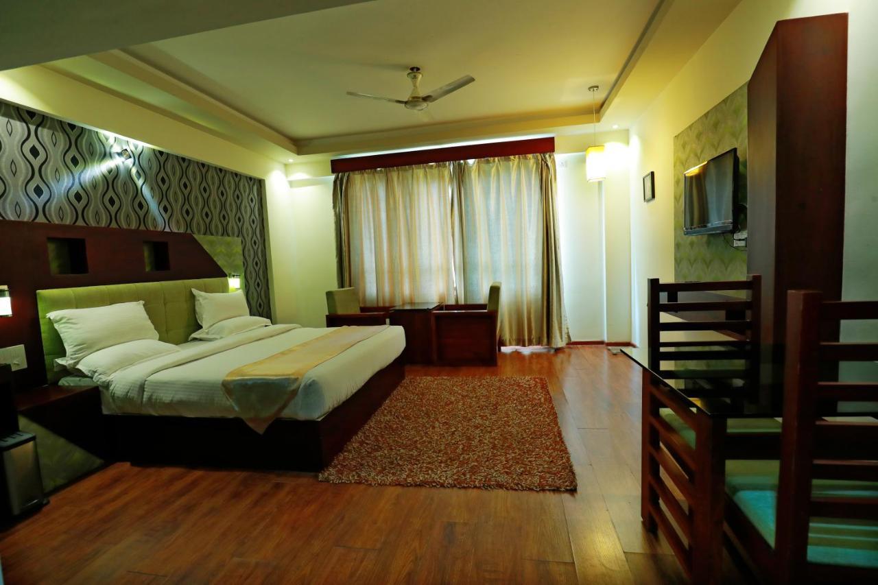 Hotel Gokulam Park Munnar Exterior foto
